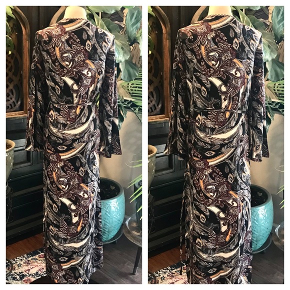 Nordstrom’s Indie Paisley & Peacock Kaftan/Kimono - Picture 6 of 8